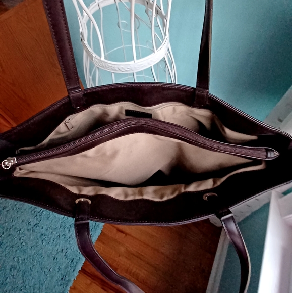 DKNY Brown Faux Leather Tote Bag - Picture 4 of 10